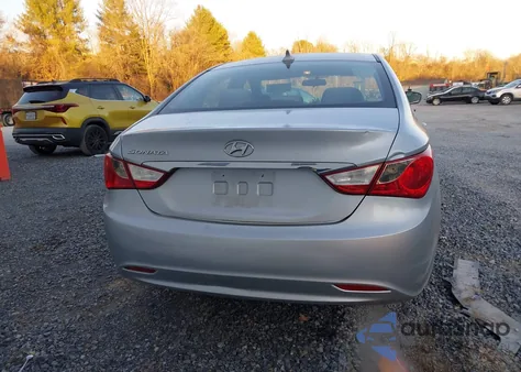2011 Hyundai Sonata Gls from USA, damaged, VIN 5NPEB4AC6BH032246